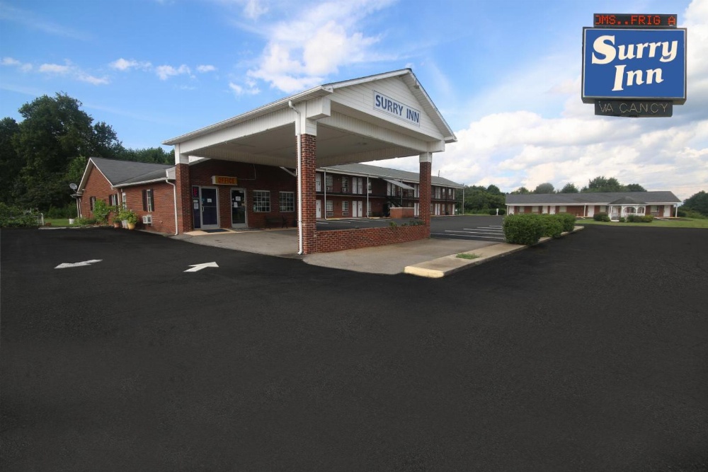 Surry Inn - Dobson Main image