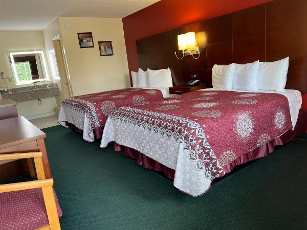 Surry Inn - Dobson image 18